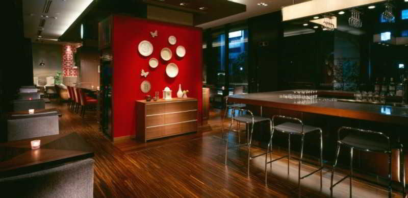 โรงแรมเกรเซอรี่ ทามาจิ